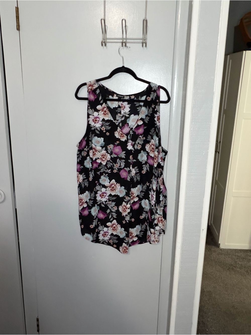 torrid Black Floral Sleeveless Camisole with Pink & Cream Blooms